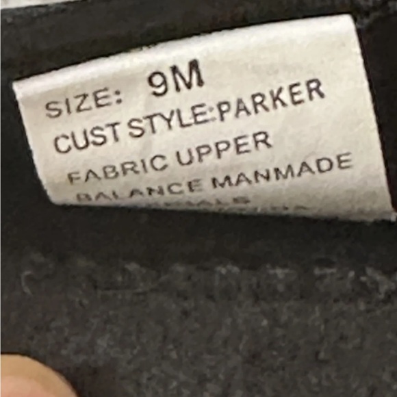 Kids Winter snow boots Size 9 RBX with removable lining  black and red - Picture 10 of 11